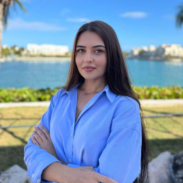 Lilia, Assistant and Client Relations Specialist